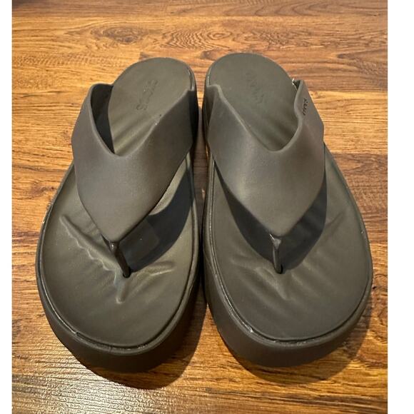 CROCS Women's Getaway Platform Flip Flop Brown Size 9 Comfort Footwear - Picture 3 of 8